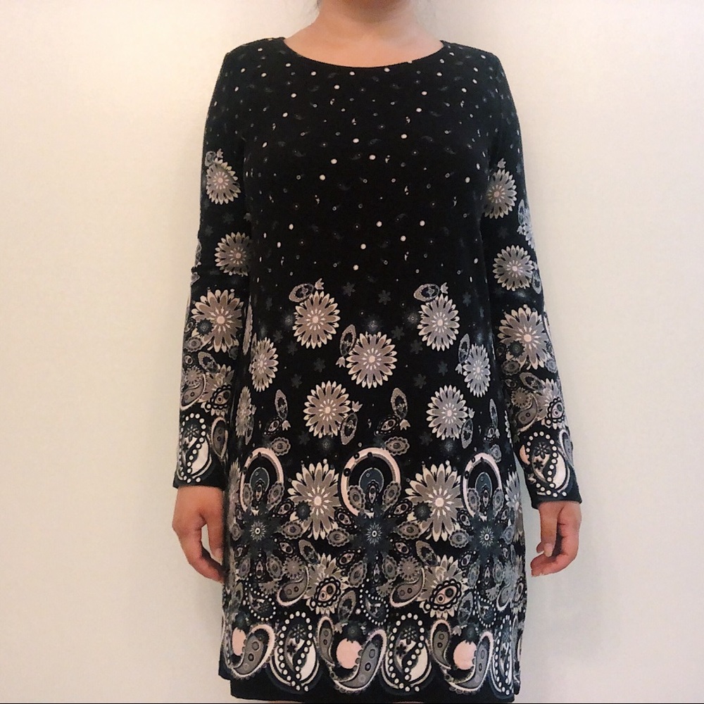 QED LONDON Paisley Pattern Knit Dress